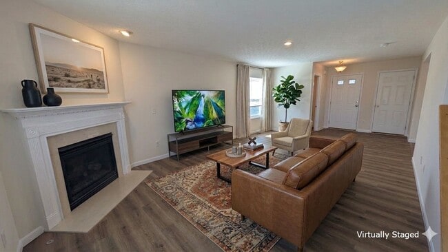 Photo - 4BR/2.5BA Middletown Home - Study with French Doors - Pond View