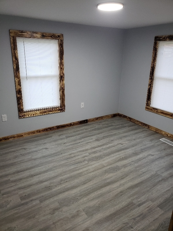 Photo - 615 N Oak St
