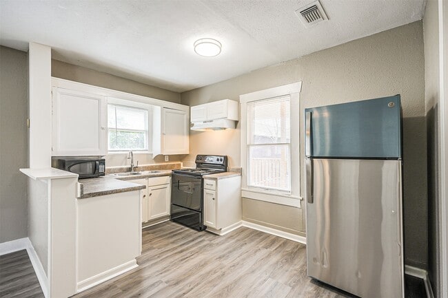 Photo - 216 Redan St Unit 5