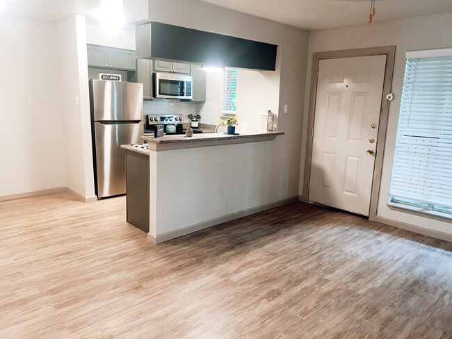 Photo - University Club Huntsville