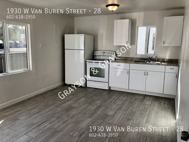 Photo - 1930 W Van Buren St Unit 28