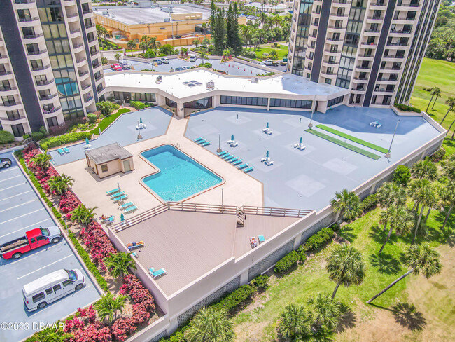 Photo - 1 Oceans W Blvd Unit 1A5