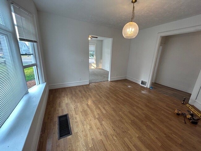 Photo - 803 E Mission Ave Unidad 803