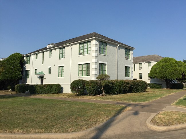 The Ritz Apartments