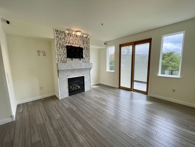 Photo - Issaquah Townhouse at Peregrine Point...