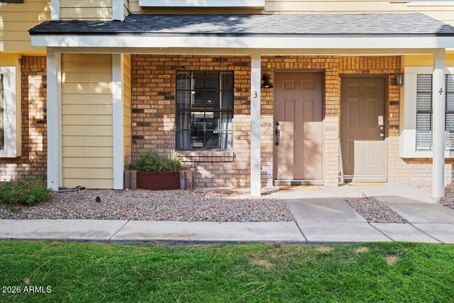 Photo - 4835 E McNeil St