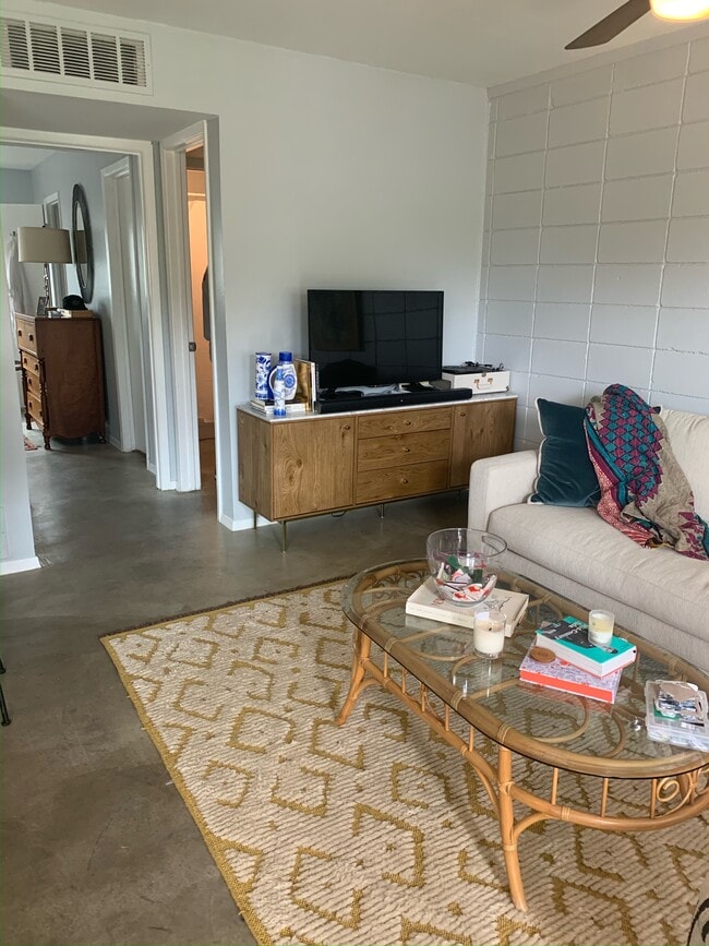 Photo - 1200 Newning Ave Unit 308