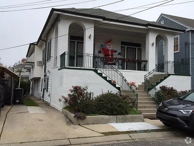 Building Photo - 4931 S Rocheblave St Rental