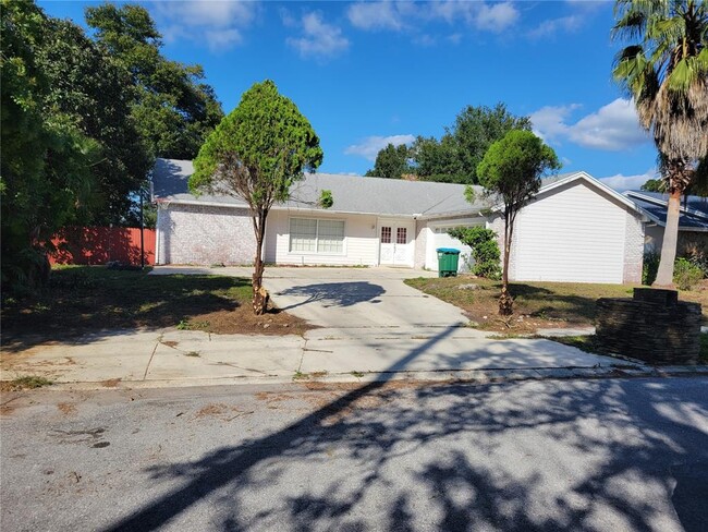 Photo - 2131 OrangePointe Ave House