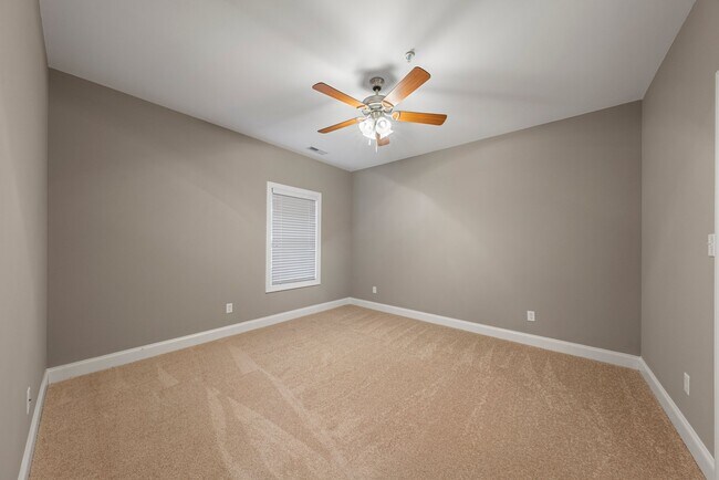 Mount Victor Olde Towne Luxury Apartments