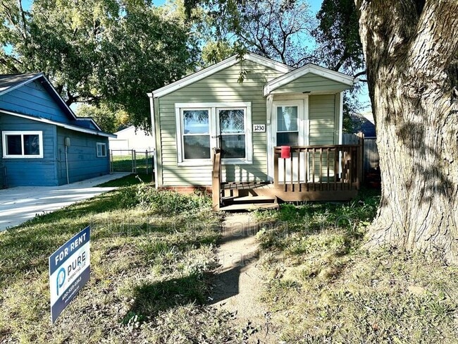 Photo - 1230 State St