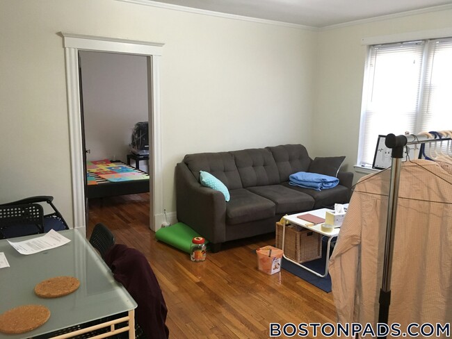 Photo - 349 Pleasant St Unidad B1-20