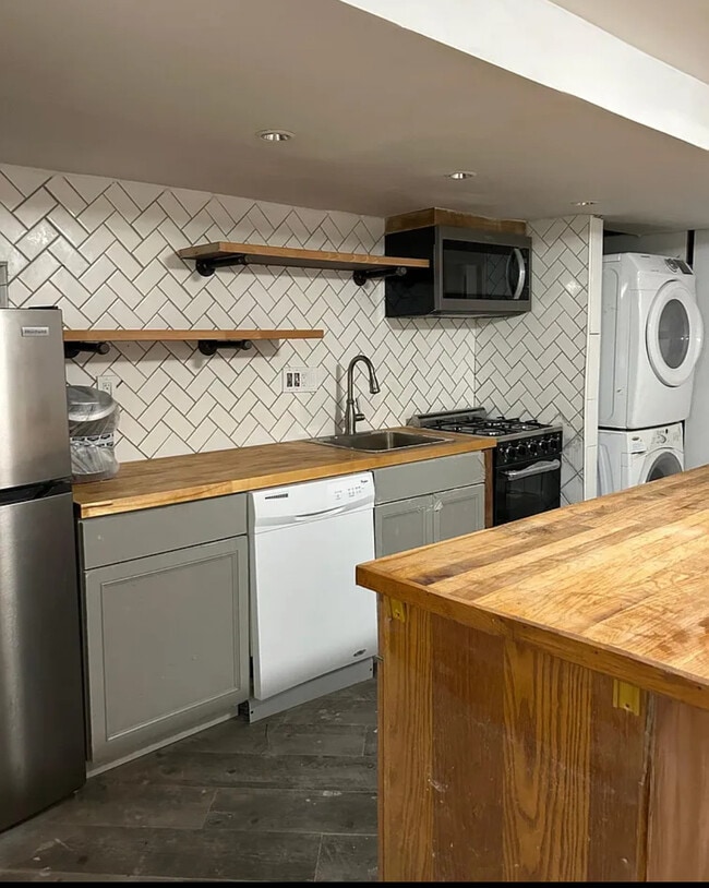 Photo - 336 F St NE Unit Basement  B