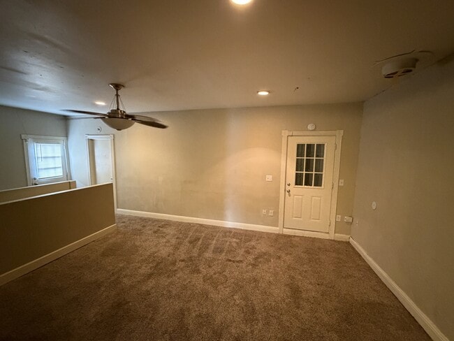 Photo - 2818 41st St