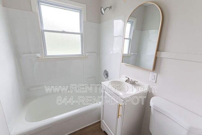 Photo - 1527 Madison Ave