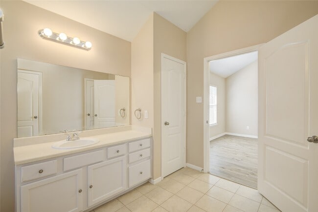 Photo - 17231 Hollow Sands Ct