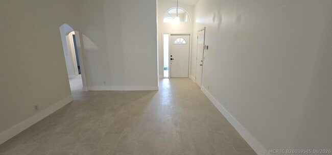 Building Photo - 10780 Cypress Lake Terrace