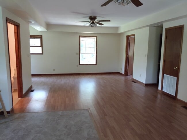 Photo - 62 Lick Creek Rd