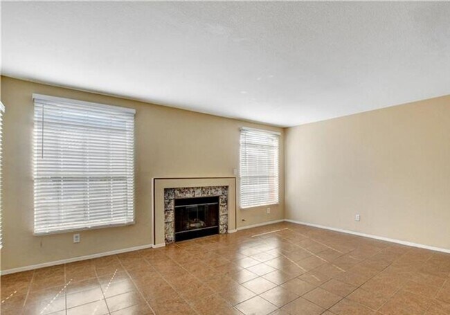 Photo - LIMITED TIME ONLY! $500 OFF SECOND MONTHS RENT! Inviting home with open layout in a prime Northwe...