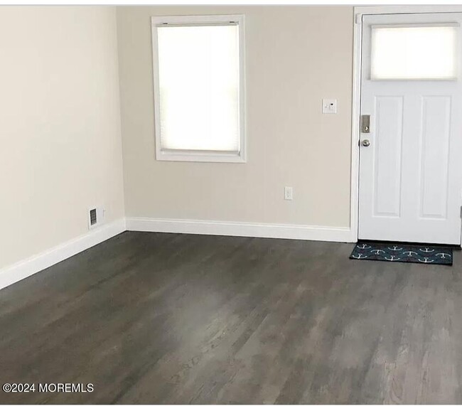 Photo - 106 Leighton Ave