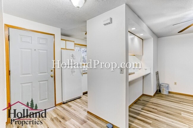 Photo - Comfortable 2-Bedroom Home Near Parks & Transit in Beaverton