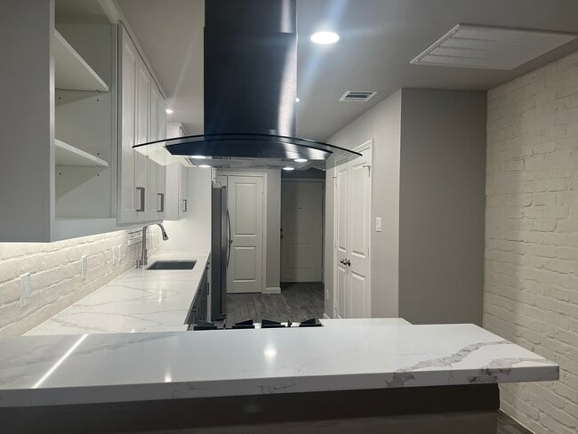 Photo - 2019 Munger St