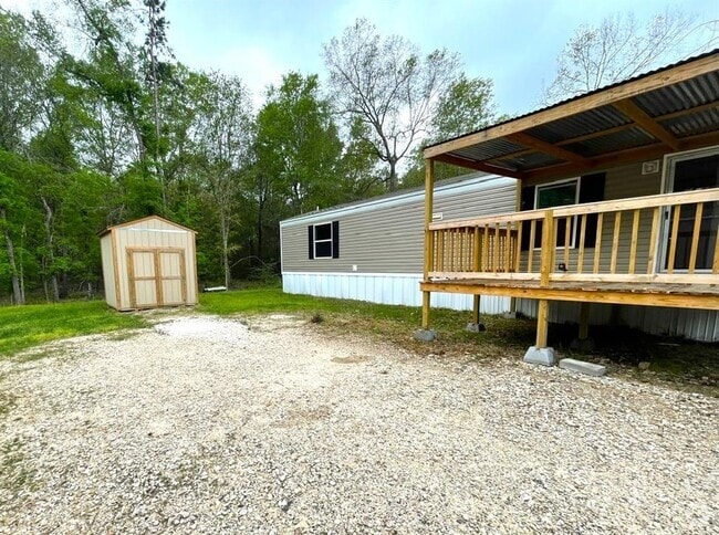 Building Photo - 25216 Twin Oaks Dr Rental