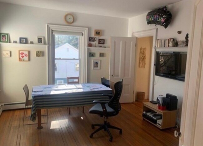 Photo - 84 Walker St Unit 2