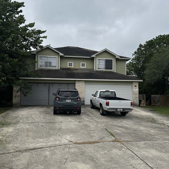 116/118 Cedargrove Unit 116