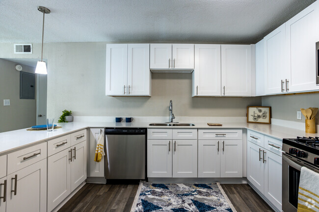 Gourmet open concept kitchens - Finley Apartments