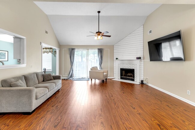Photo - 307 Coffee Bluff Villa Rd