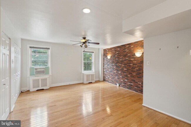 Photo - 1210 S 11th St Unidad 2