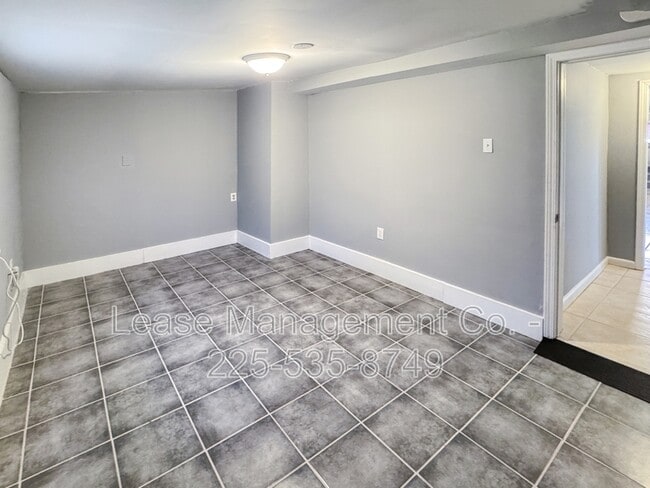 Photo - 2822 Elizabeth St