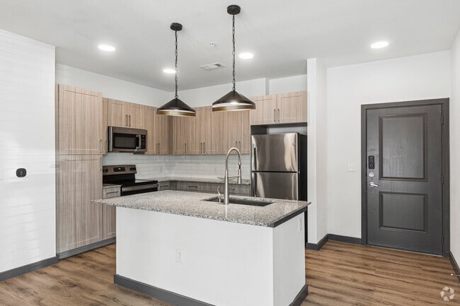 C1 3BR, 3BA - 1,294SF - Kitchen