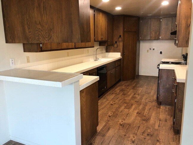 Photo - Del Amo Apartments