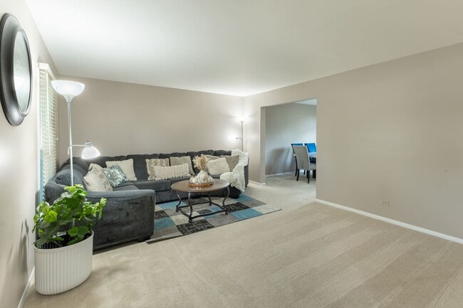 Photo - 520 Highland Grove Dr