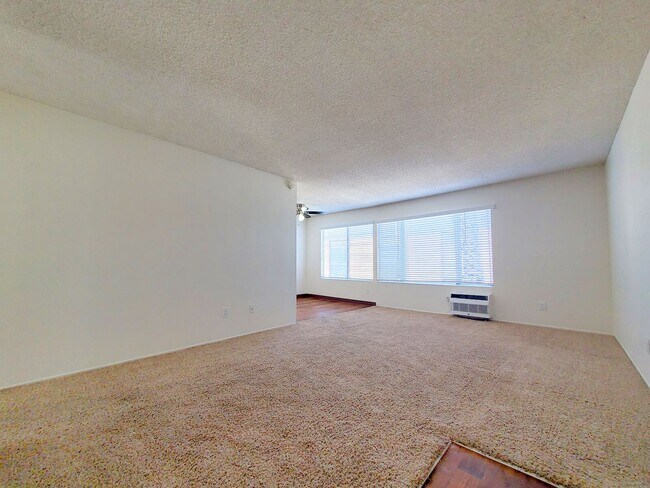 Photo - Greentree Apartments