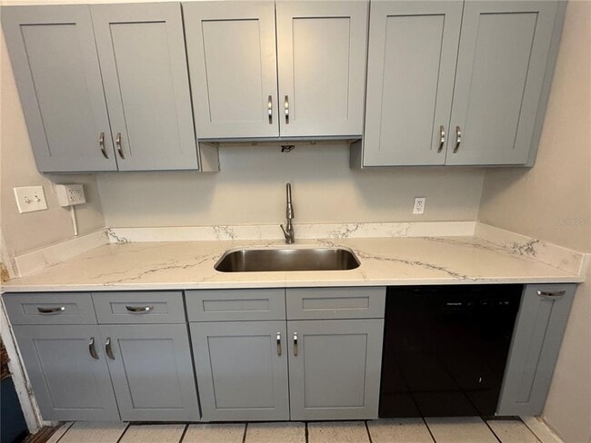 Photo - 909 N Thornton Ave