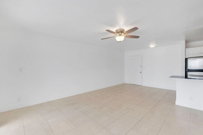 Photo - 3040 NE 16th Ave