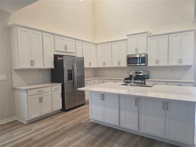 5156 Dominion Aly