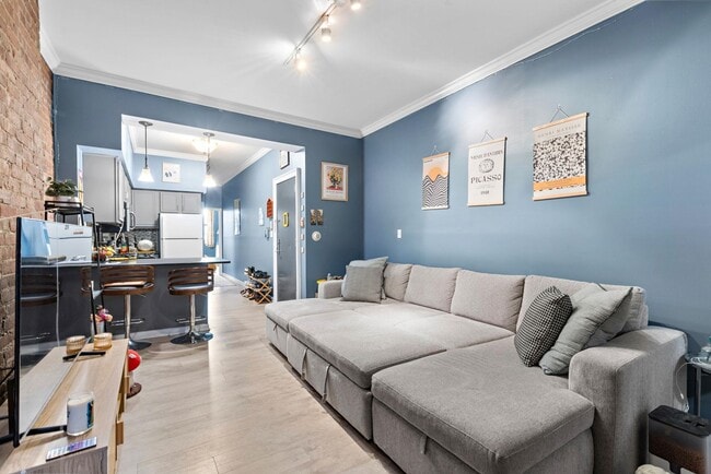 Photo - 263 1st St Unit 2R