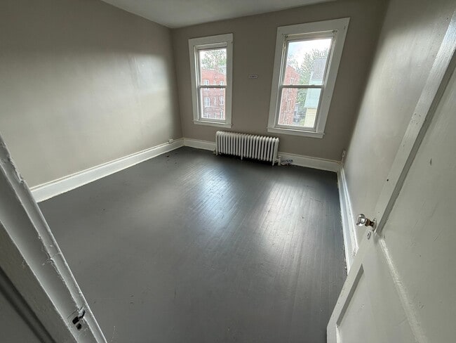 82 James St Unit 3S