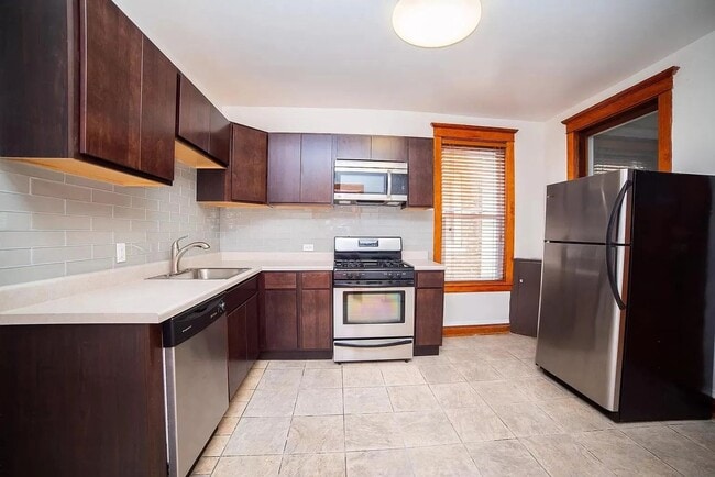 Photo - Humboldt Park Apartment Unit 1438-2