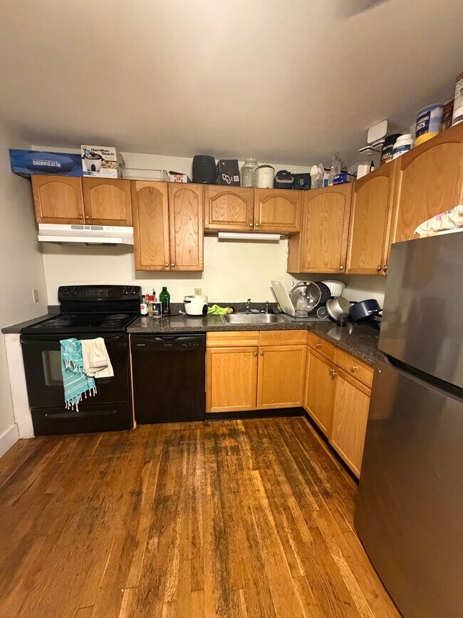 1204 Cambridge St Unit 2