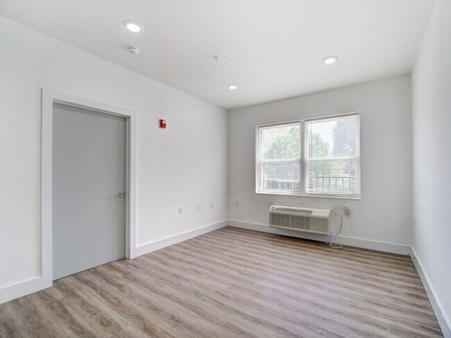 Photo - 1127 Stuyvesant Ave. Unit 304