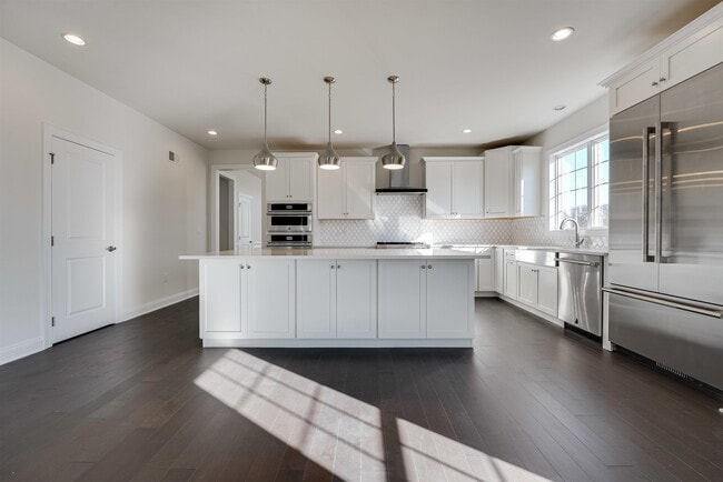 Photo - 22 Silent Nest Wy