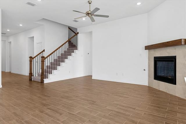 Photo - 812 Morwenna Rd