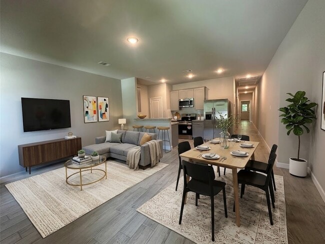 104b Turner Dr