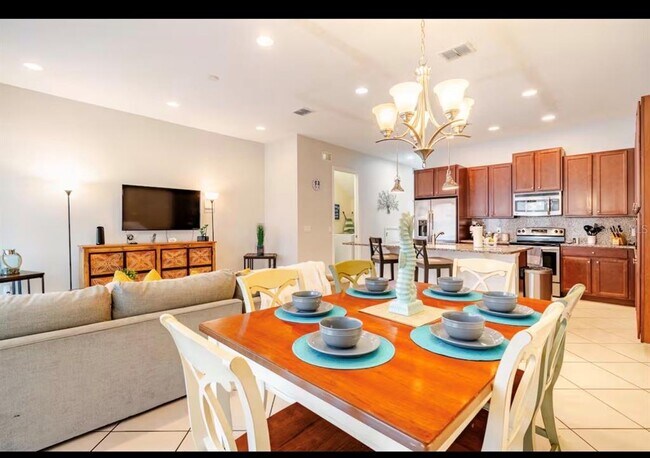Photo - 354 Captiva Dr