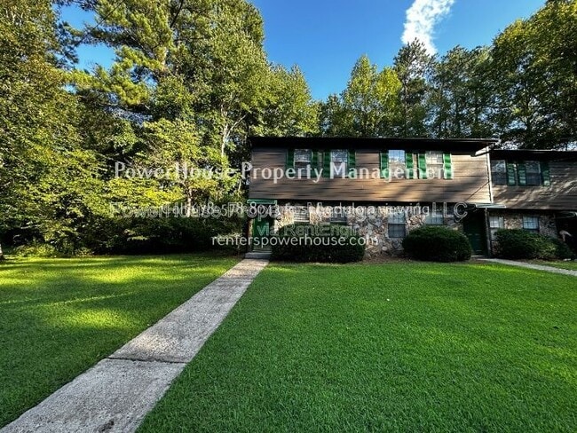 Building Photo - 504 Oakwood Ct